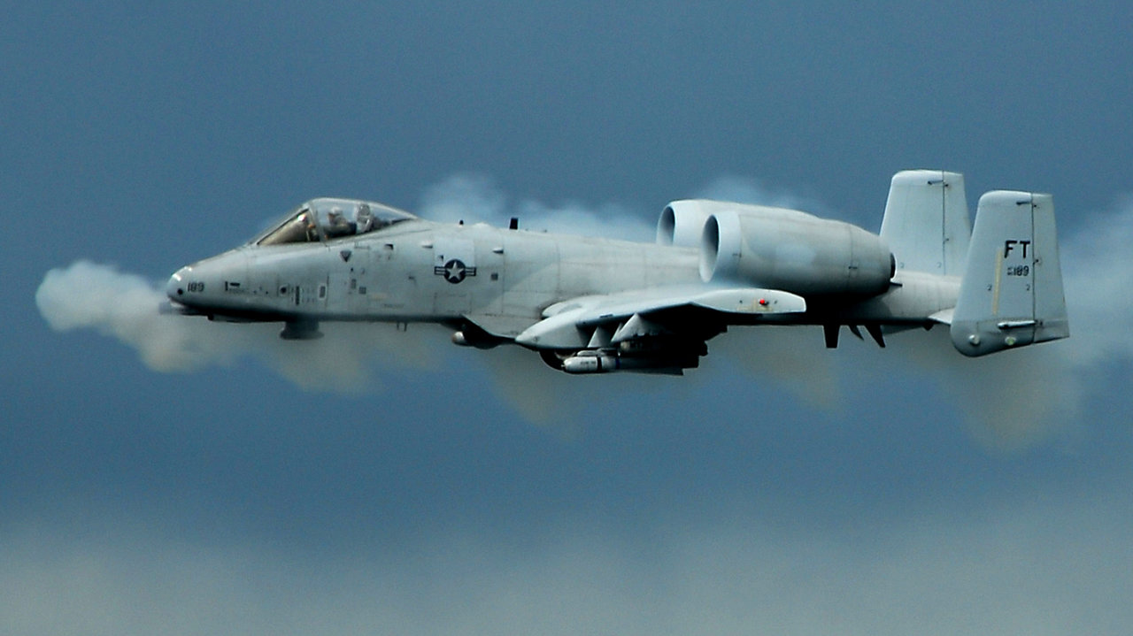 a-10_firing.jpg a-10_firing.jpg