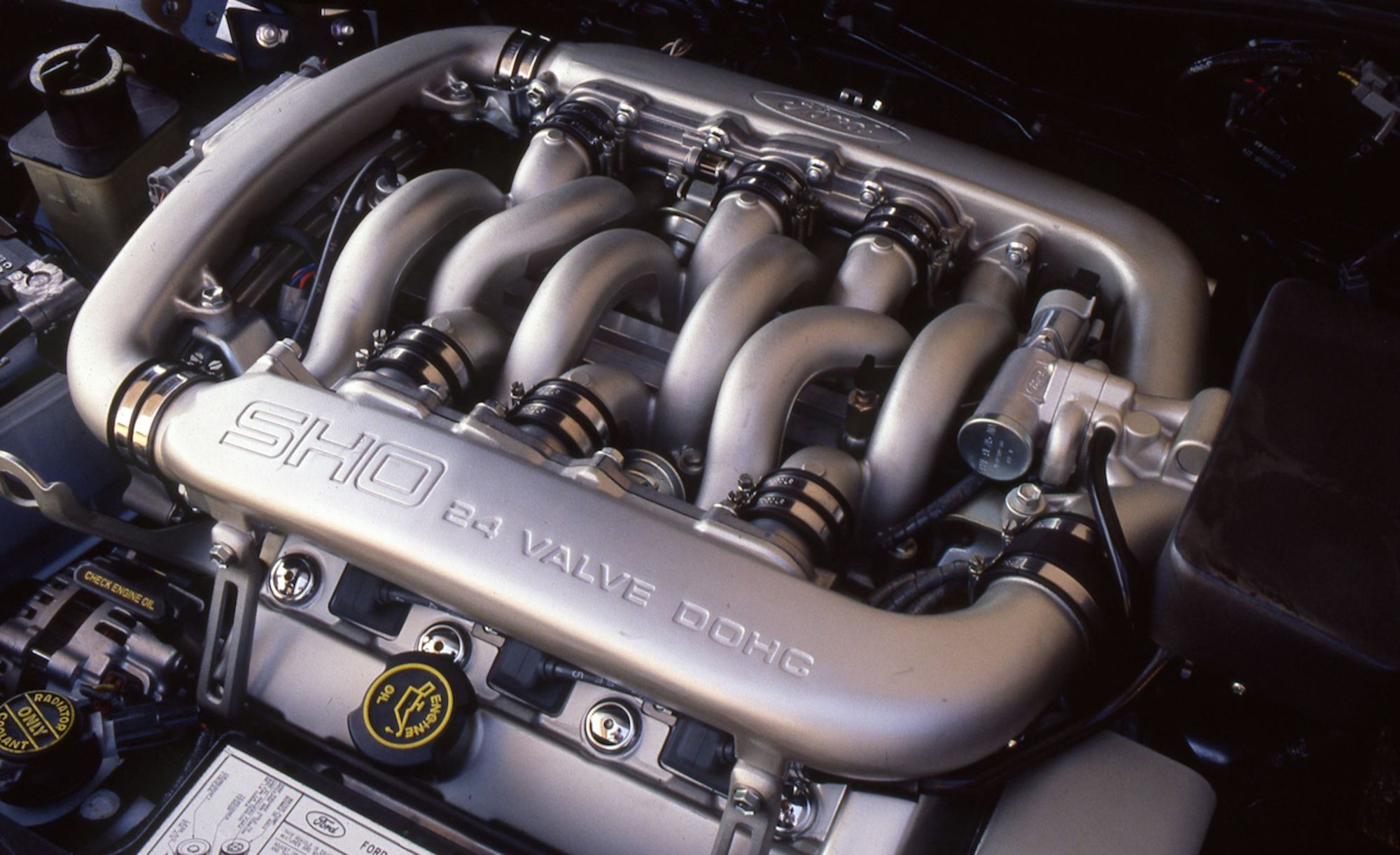 Ford Taurus Sho Engine