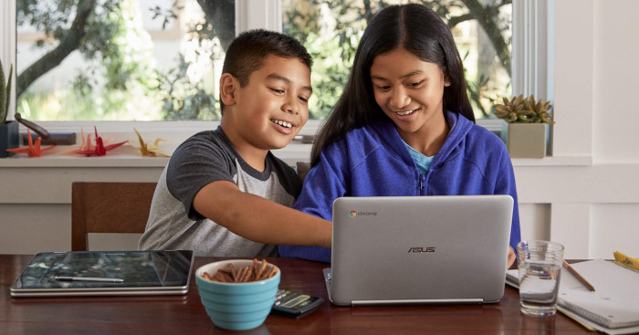 Chromebooks LearningLG.jpg Chromebooks LearningLG.jpg