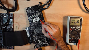 voltage_vcore.jpg voltage_vcore.jpg
