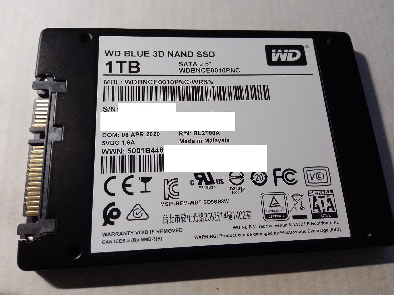 2 different versions of wd blue 3D 2.5