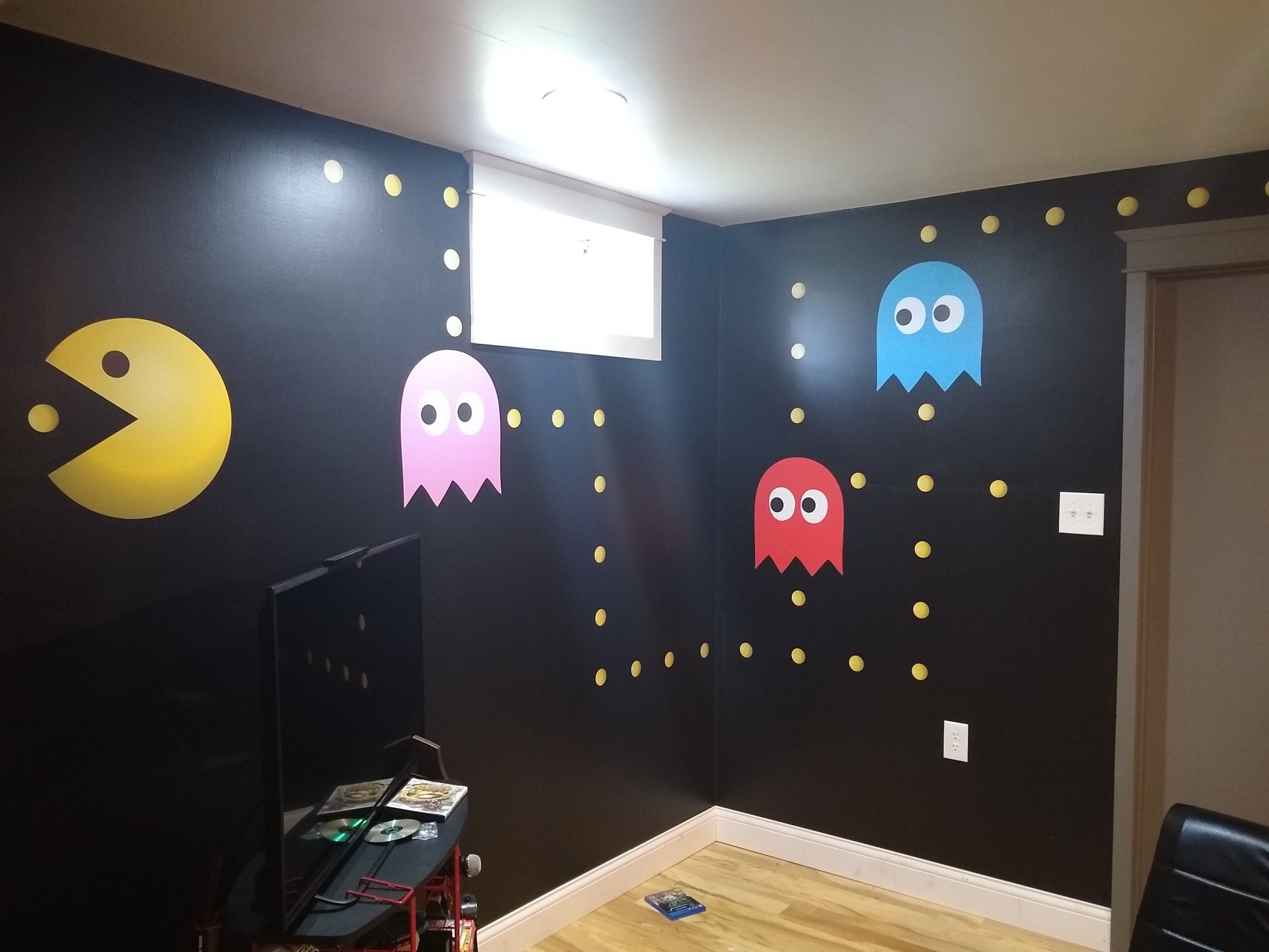 Did you paint your gaming room/office? What color scheme? | [H]ard|Forum